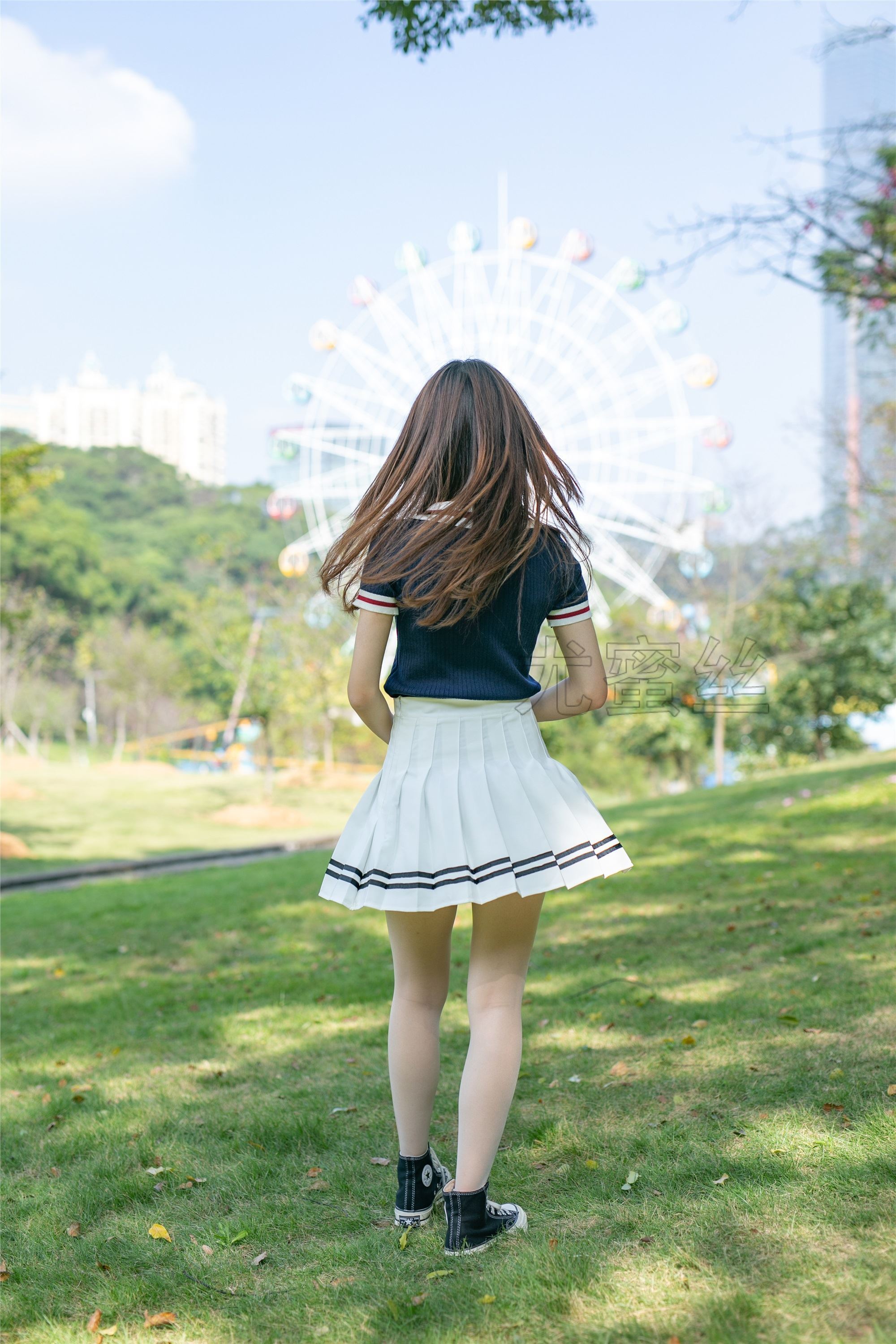 尤蜜丝 穿搭写真 NO.035